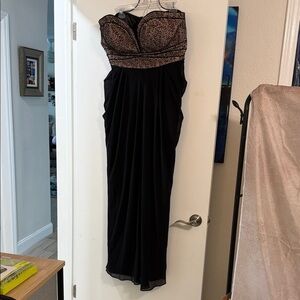 Elegant Black and nude Women's Dress 14 xl
